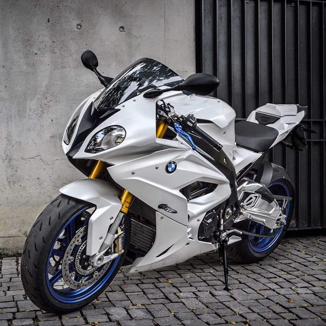 Спортбайк BMW s1000rr