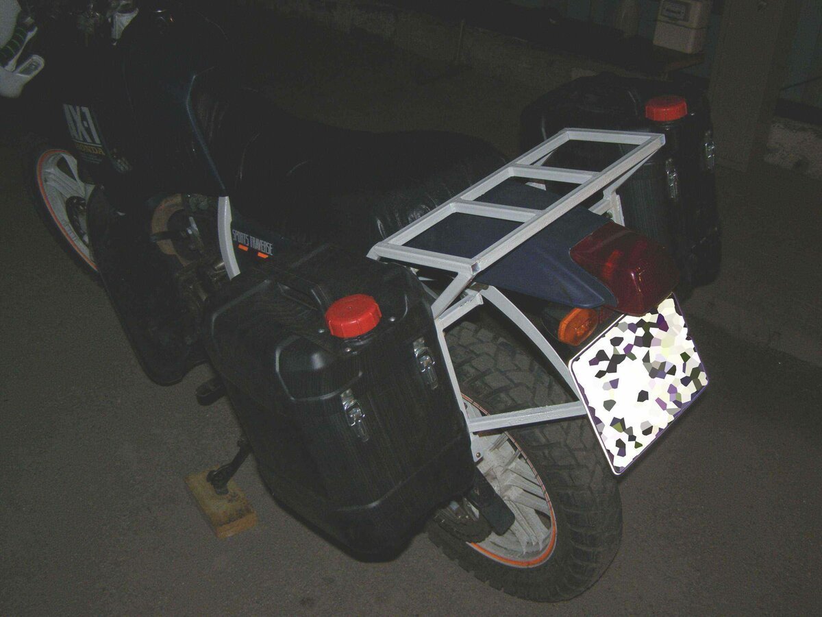 Багажник для Авантис 250 под кофры