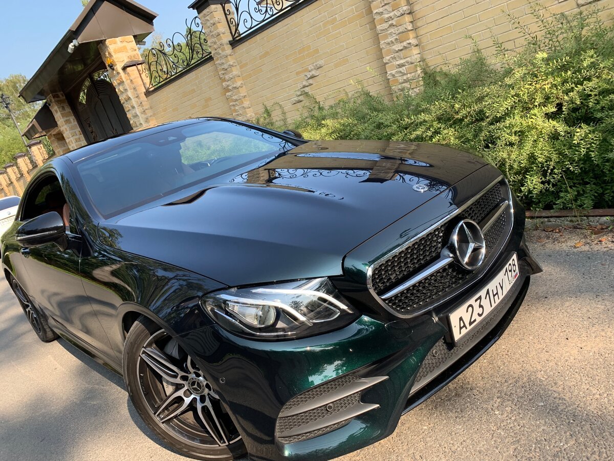 Mercedes c238 зеленый