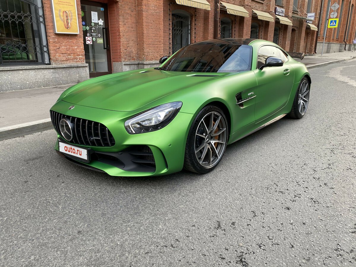 Mercedes-Benz AMG gt зеленый