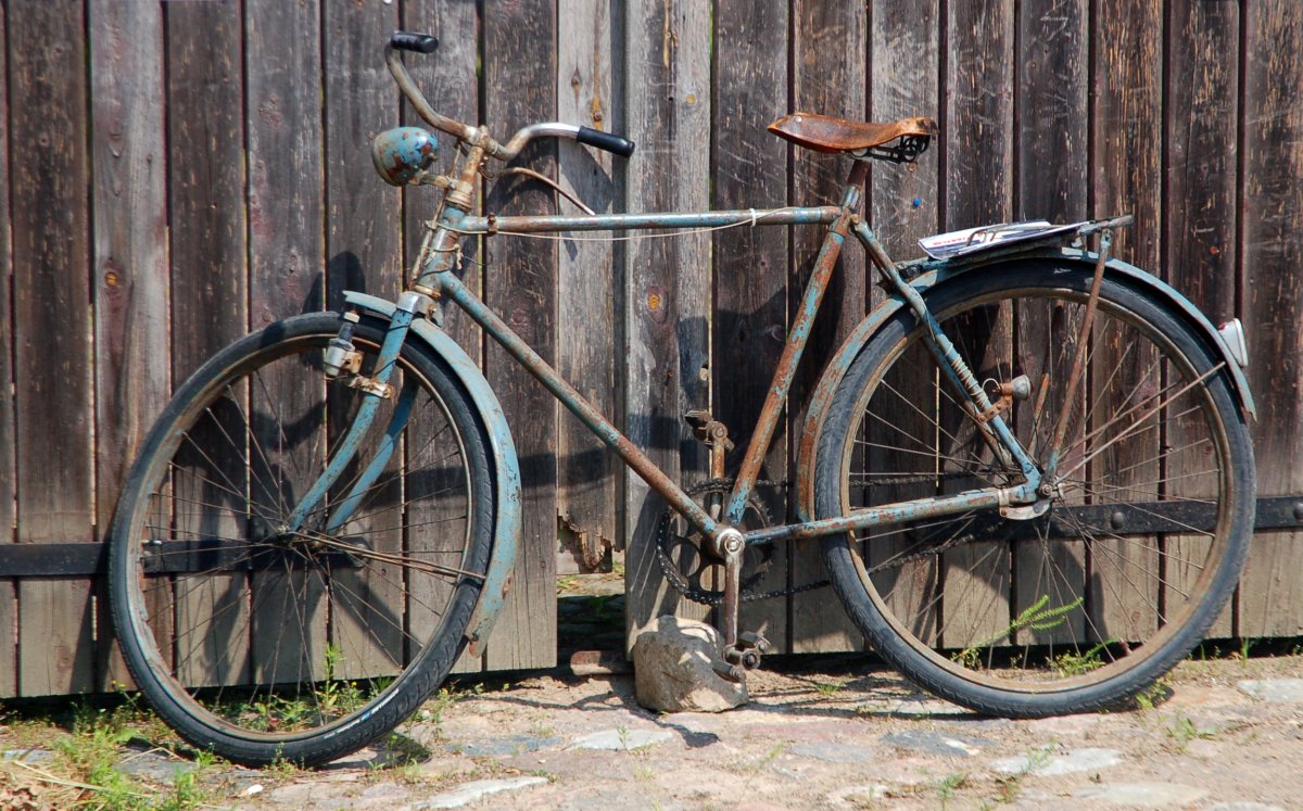 Ржавый велосипед Аист