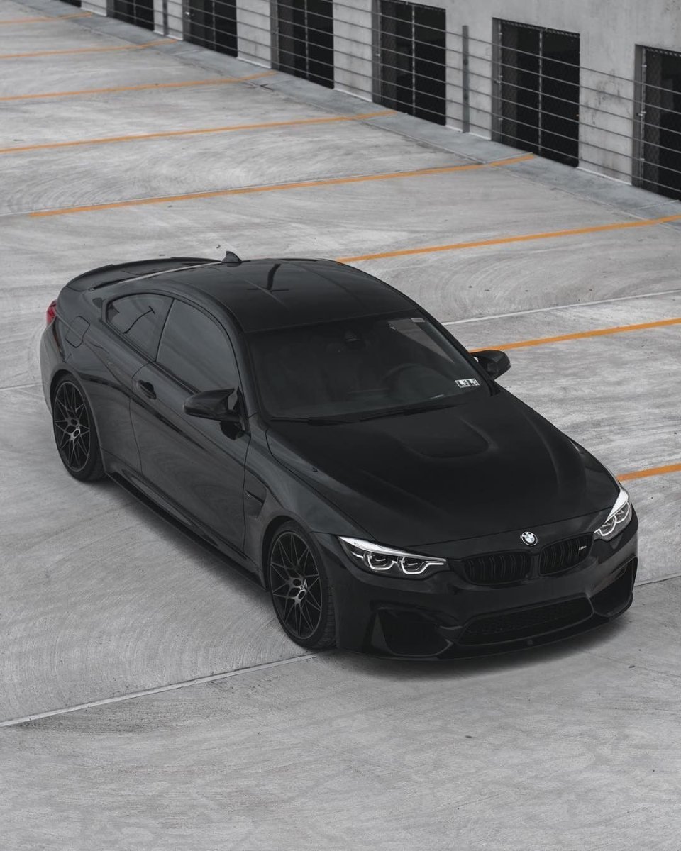 BMW m4 Coupe черный