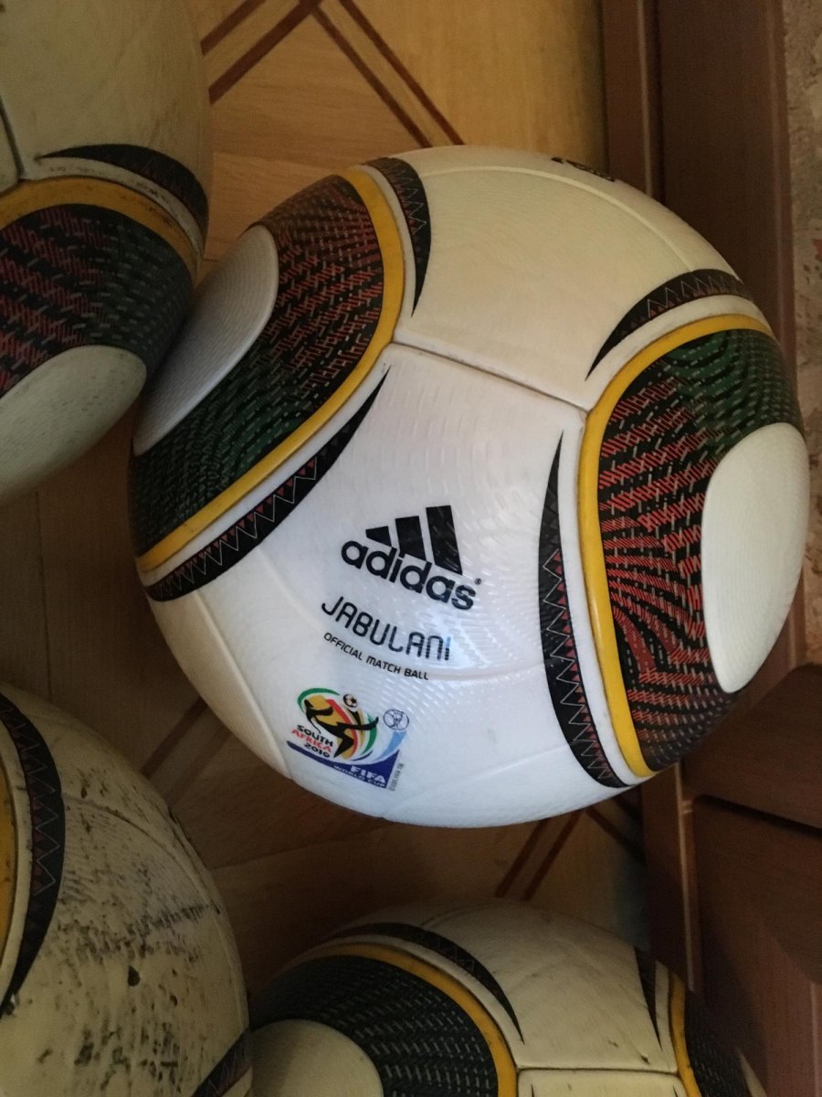 Мяч adidas Jabulani 2006