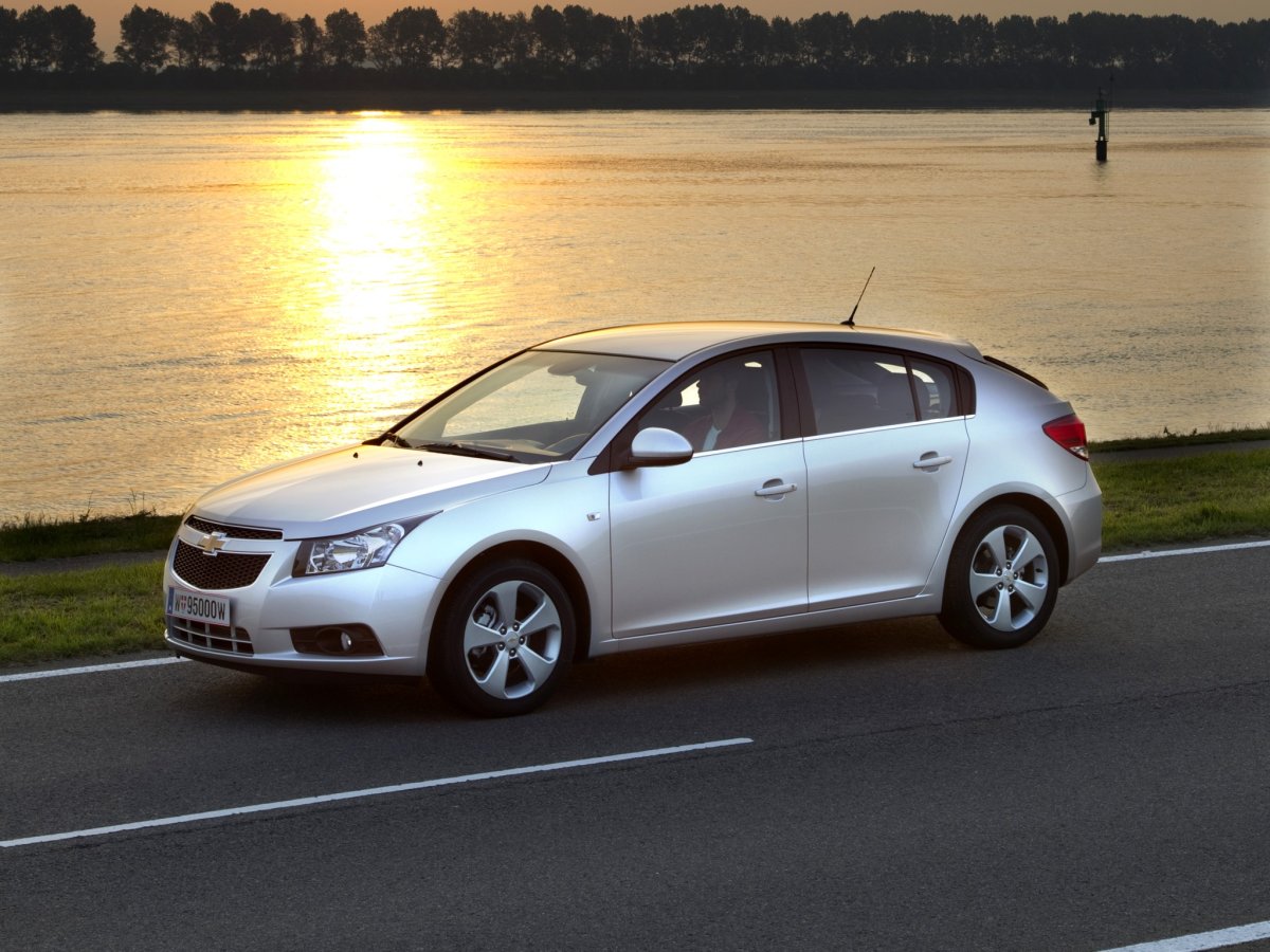 Chevrolet Cruze хэтчбек