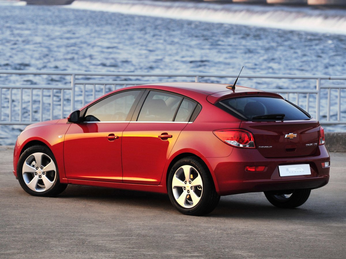 Chevrolet Cruze хэтчбек