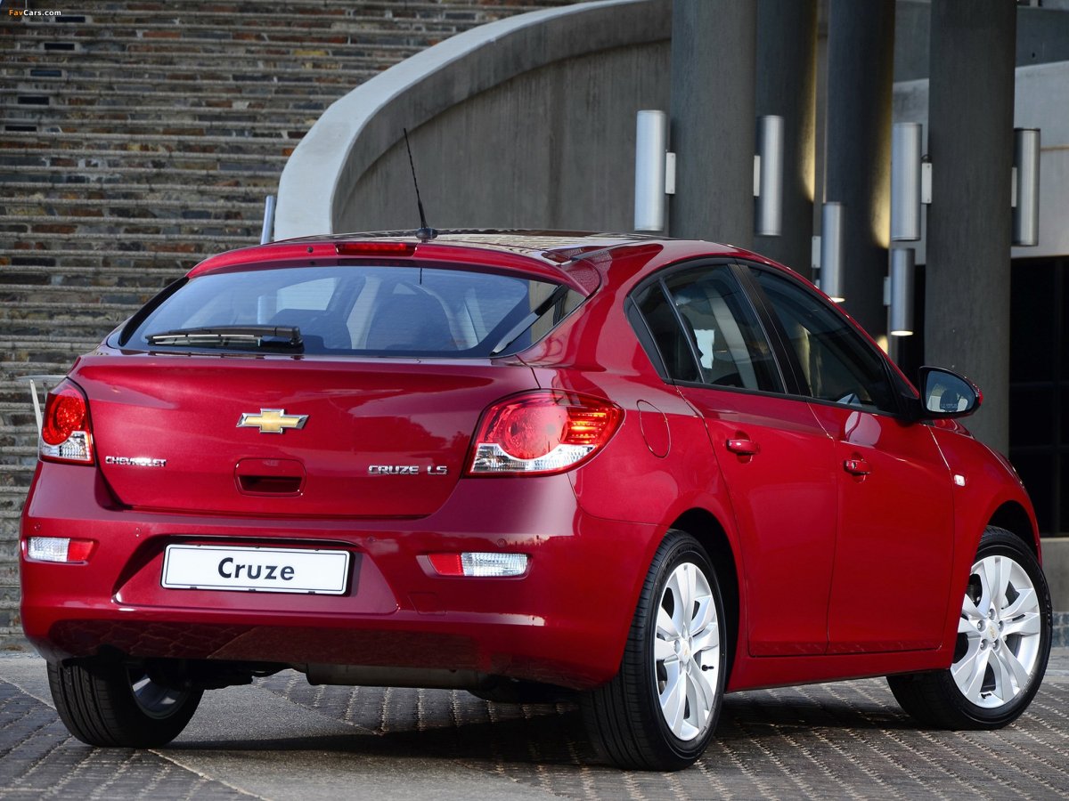 Chevrolet Cruze 2012 хэтчбек