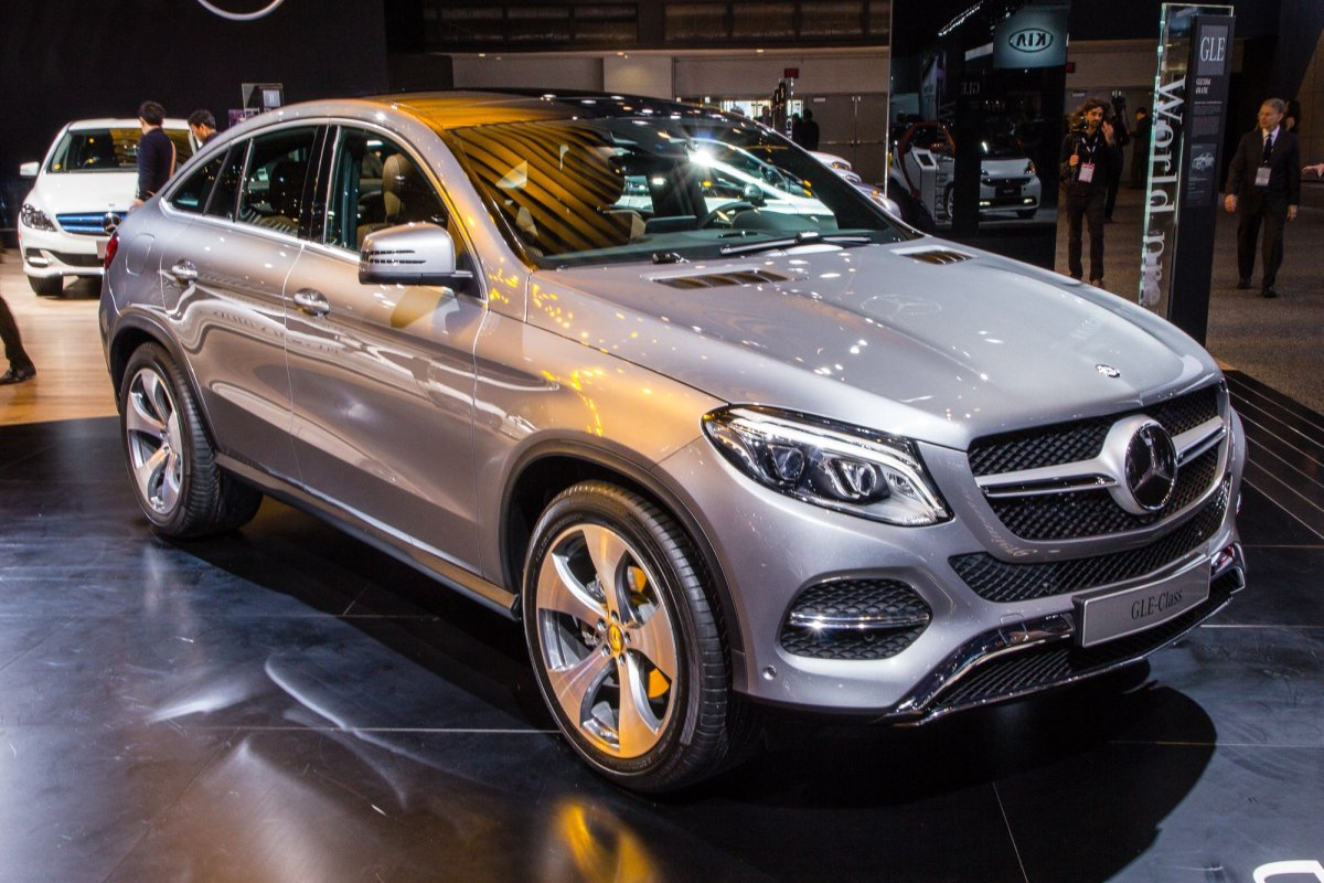 Mercedes Benz GLA 400