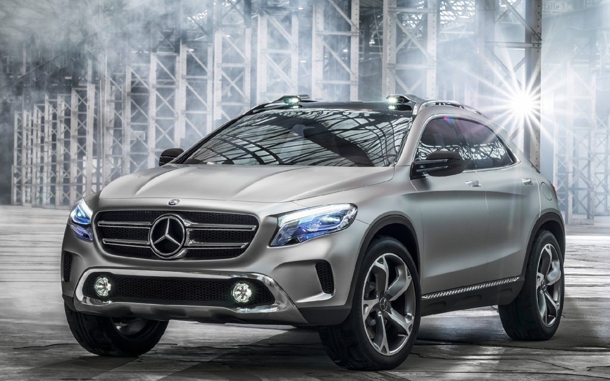 Mercedes Benz GLA 300