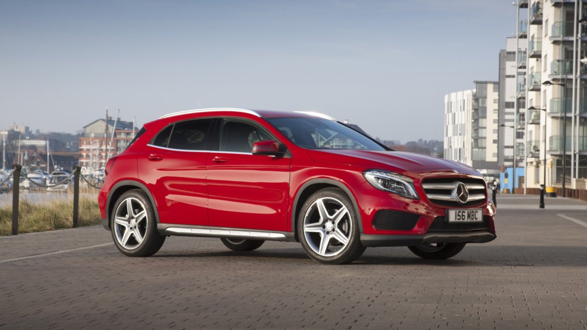Mercedes Benz GLA 250 4matic