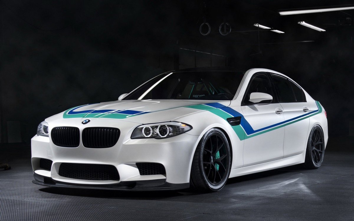 BMW f10 m Performance