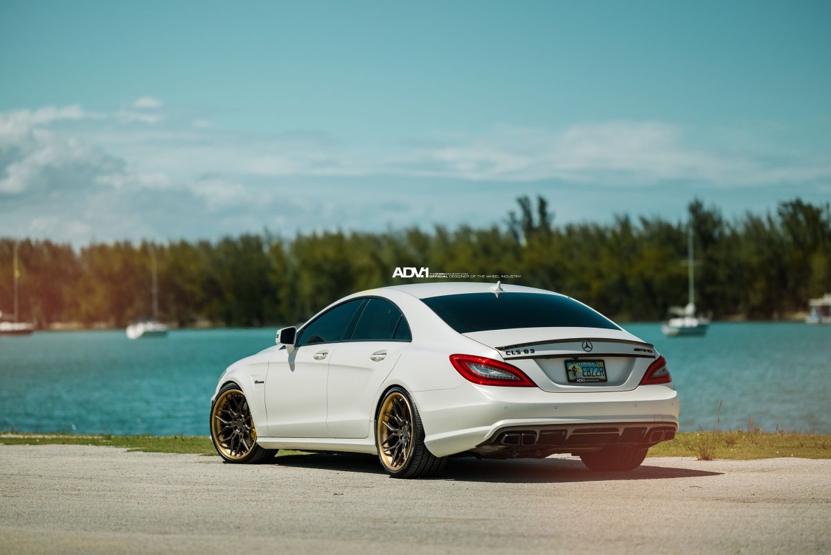 Mercedes Benz CLS 63 AMG Tuning