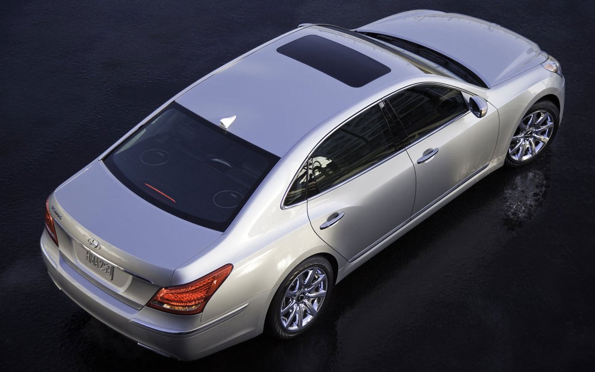 2011 Hyundai Equus us spec