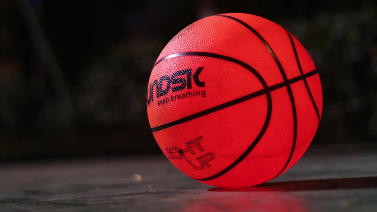 Светящийся баскетбольный мяч