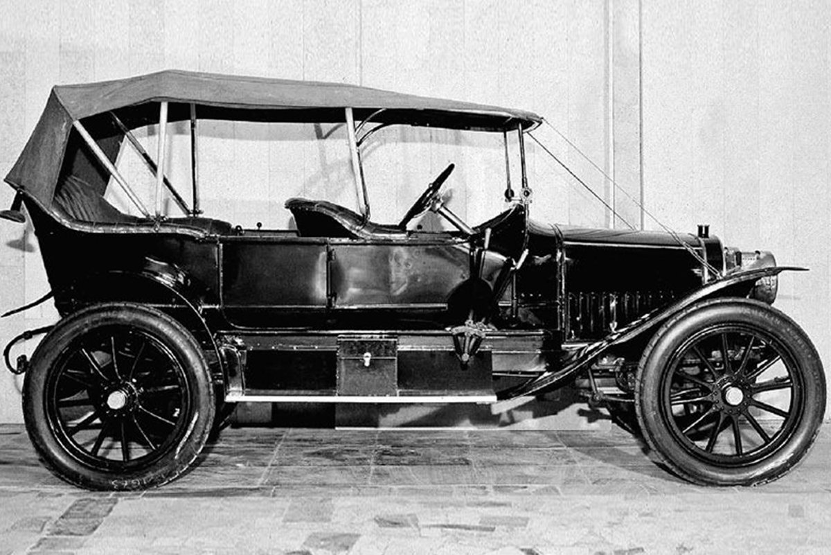 Автомобиль Руссо-Балт 1909