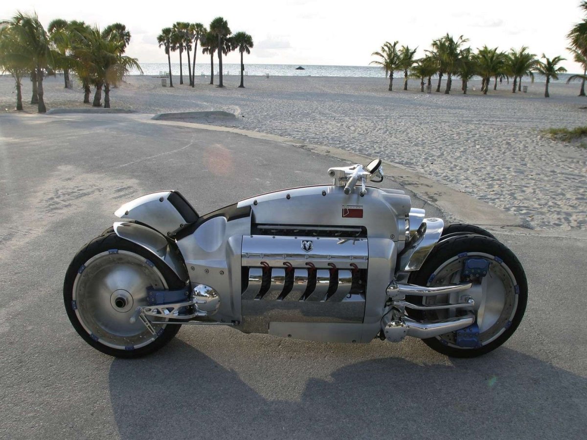 Мотоцикл dodge Tomahawk v10 Superbike