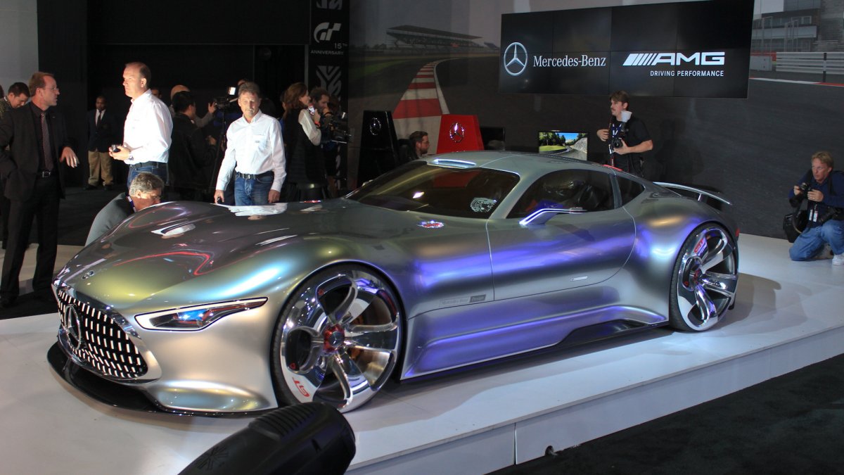 Мерседес AMG Vision Gran Turismo