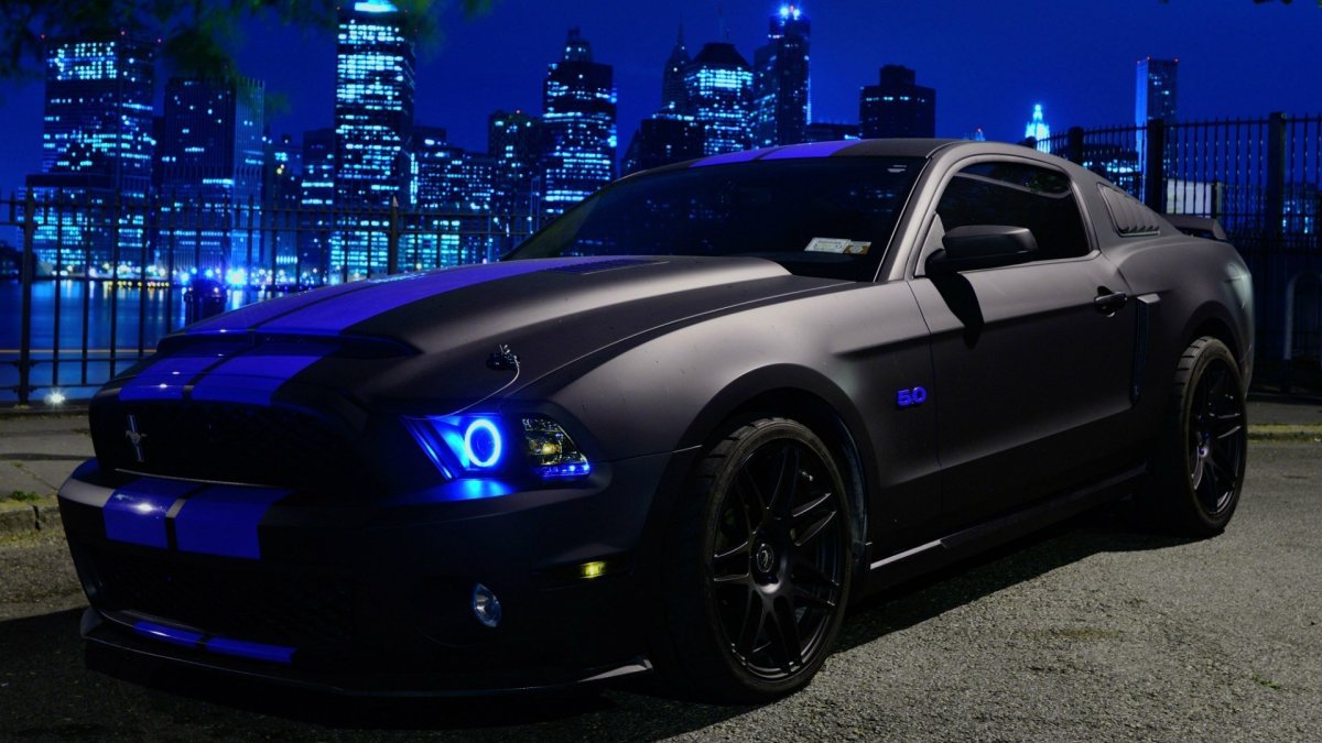 Ford Mustang gt черный