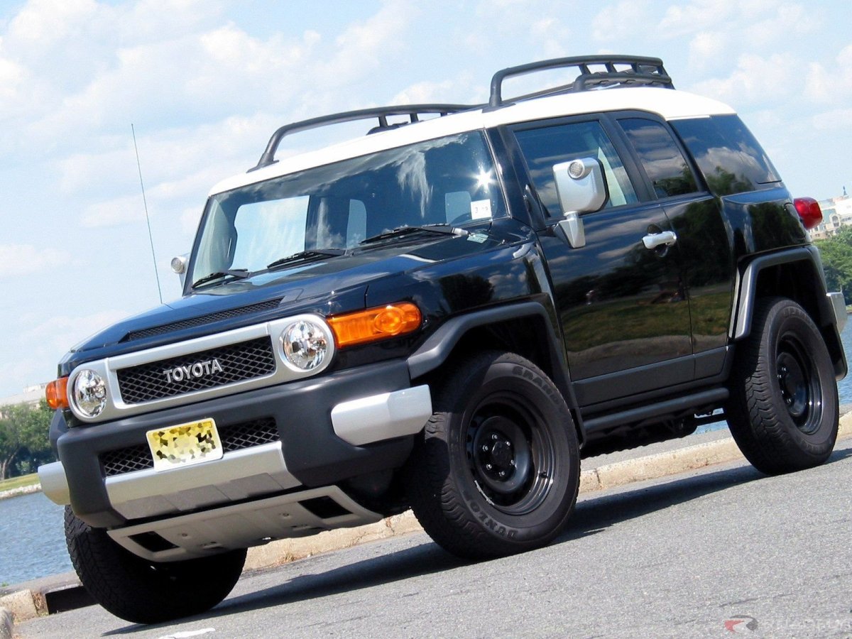 Toyota FJ Cruiser 4.0 at,