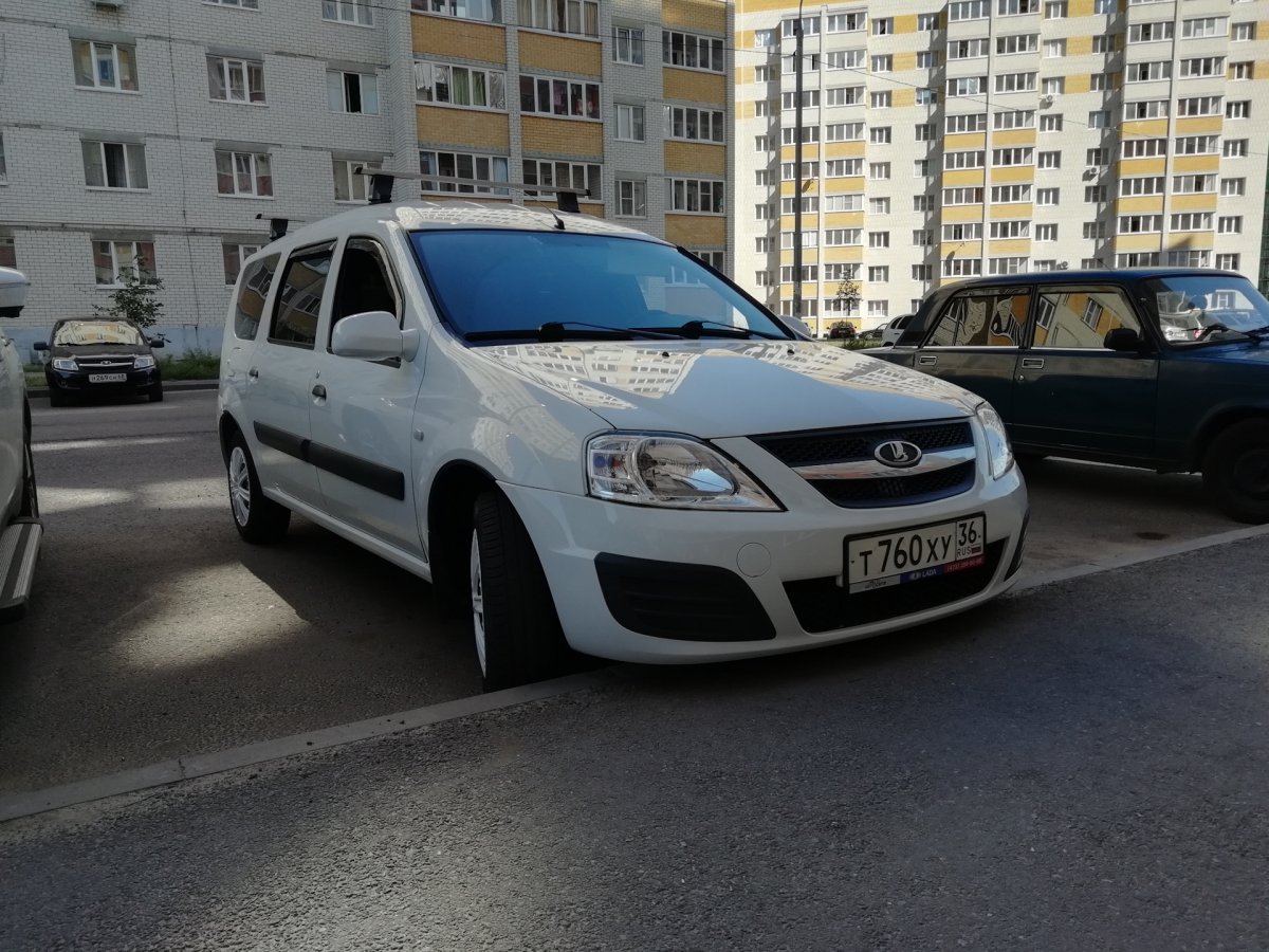 Шевроле Ларгус седан