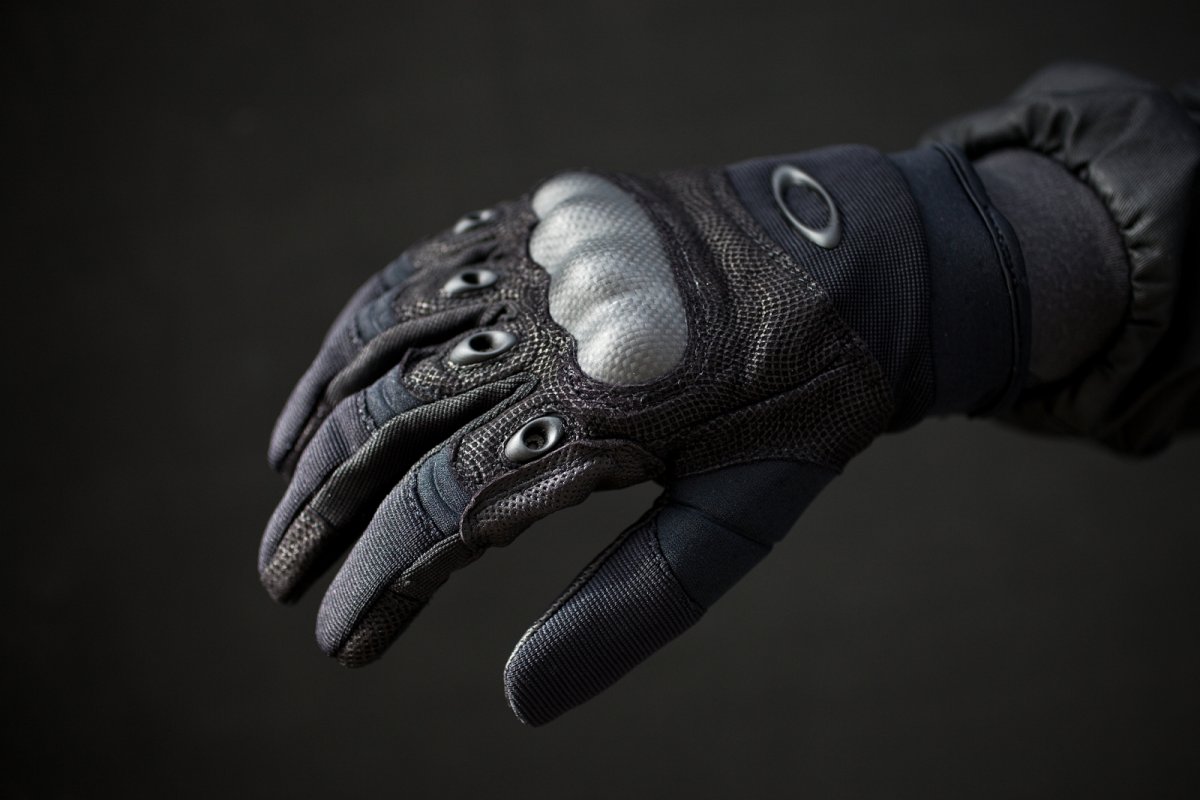 Перчатки oakley тактические с кевларом