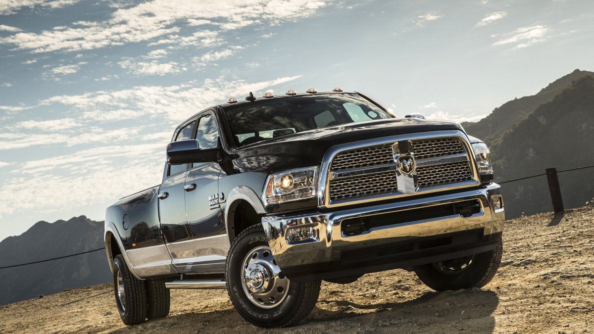 Dodge Ram 3000