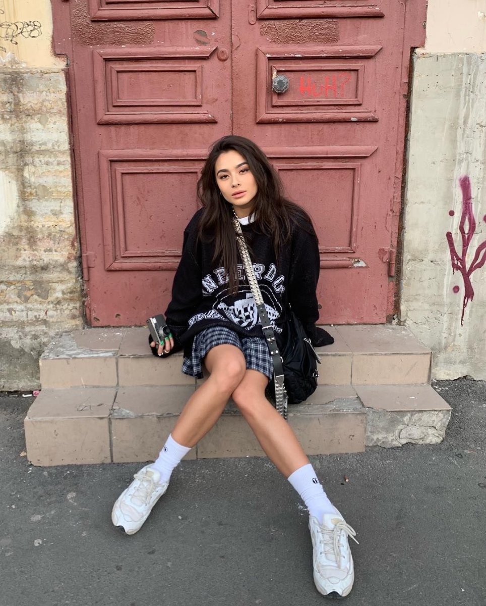 Лена Коркунова