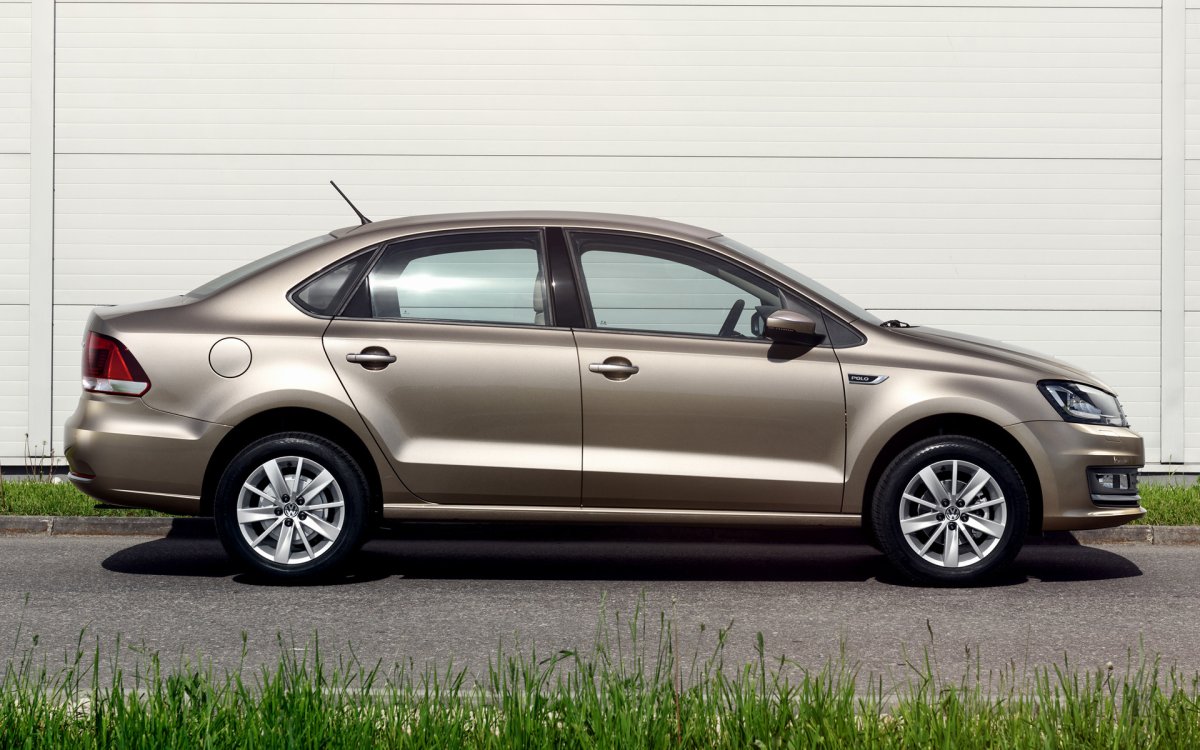 Volkswagen Polo 2015 седан