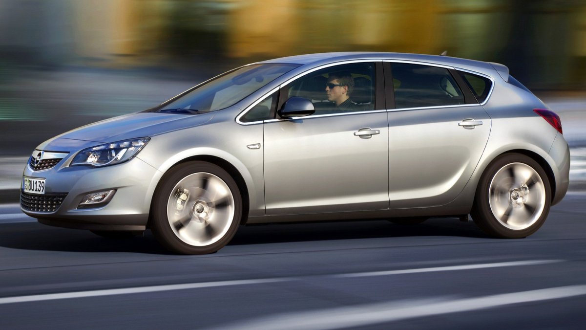 Opel Astra 2010