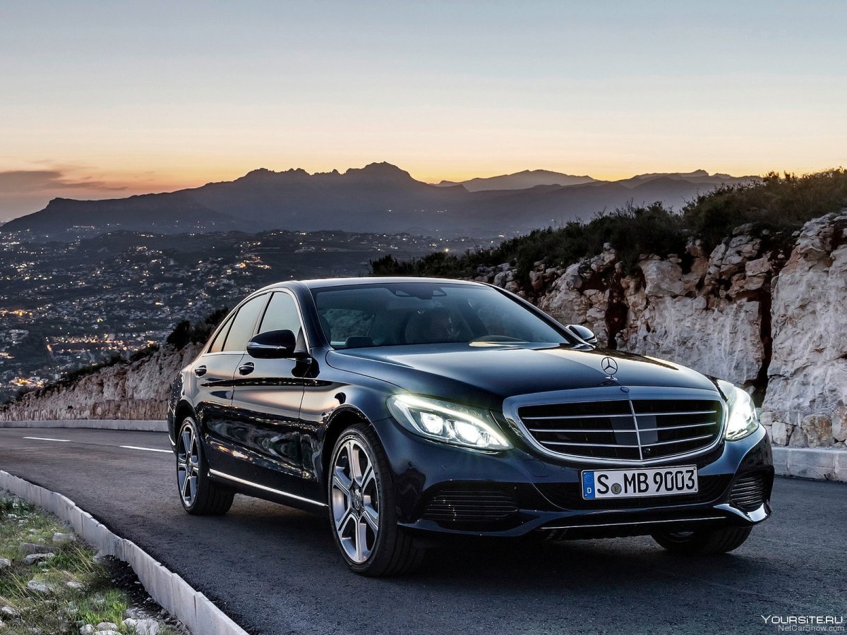 Мерседес-Бенц (Mercedes-Benz).