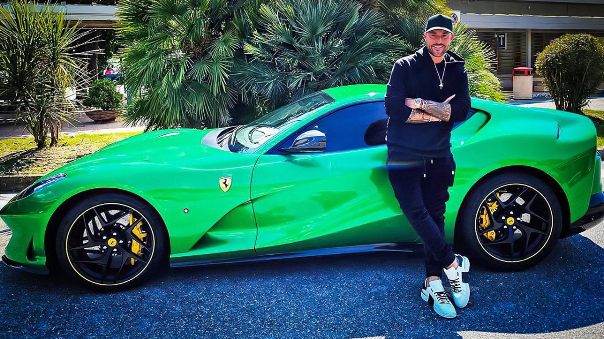 Филипп Плейн Ferrari