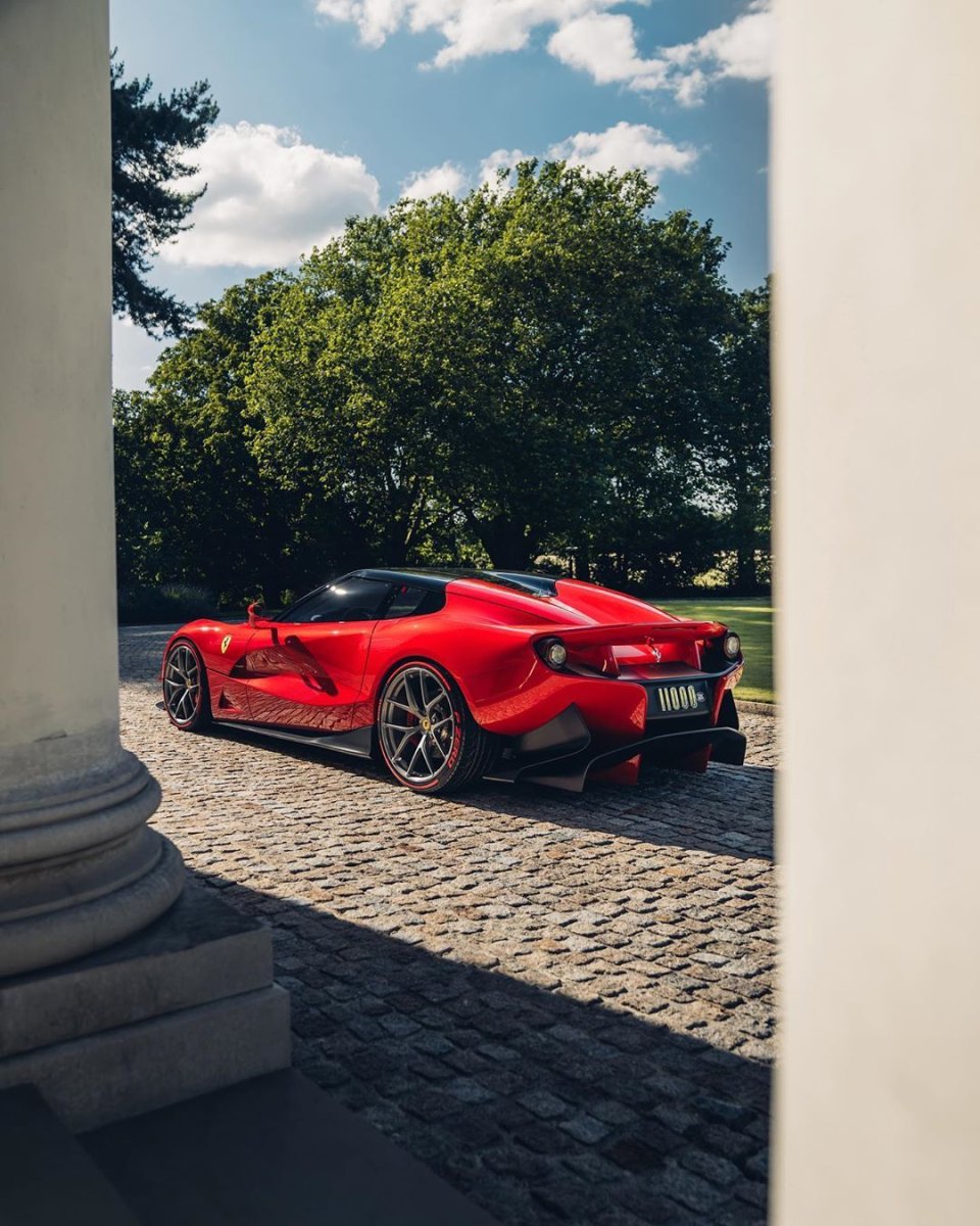 Ferrari f12 TRS
