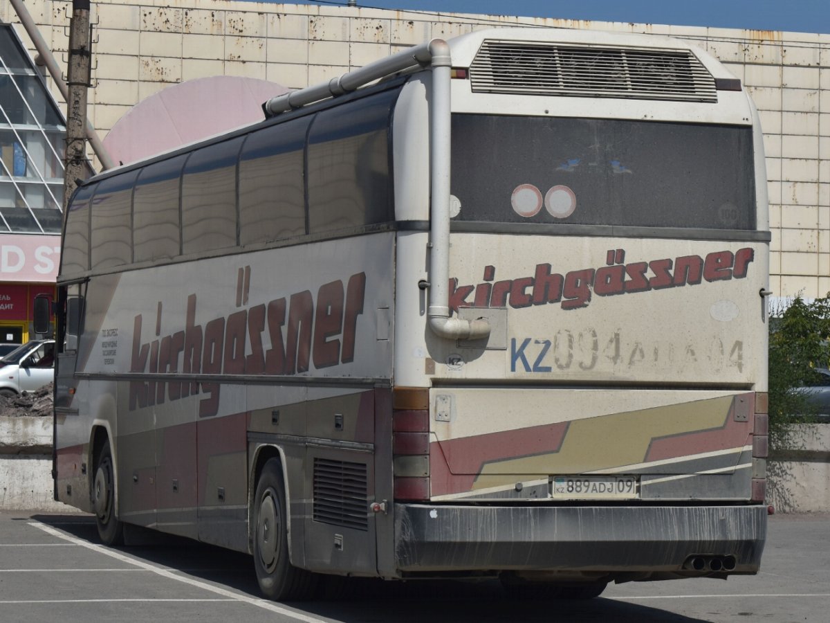 Neoplan 116 салон