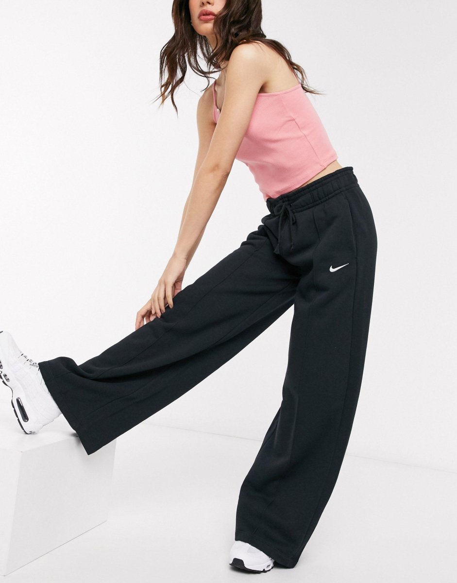 Nike Mini Swoosh Oversized Sweatpants Black