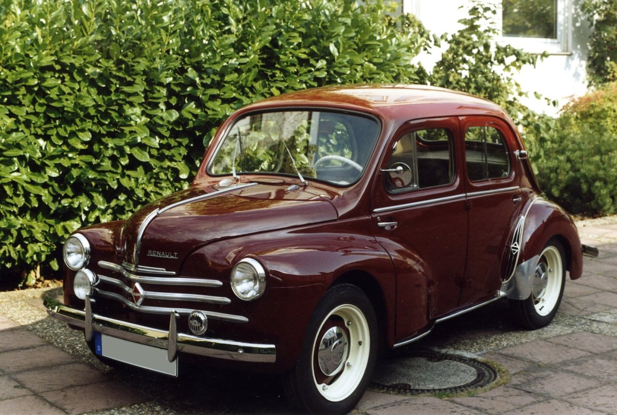 Renault 4cv 1950 года