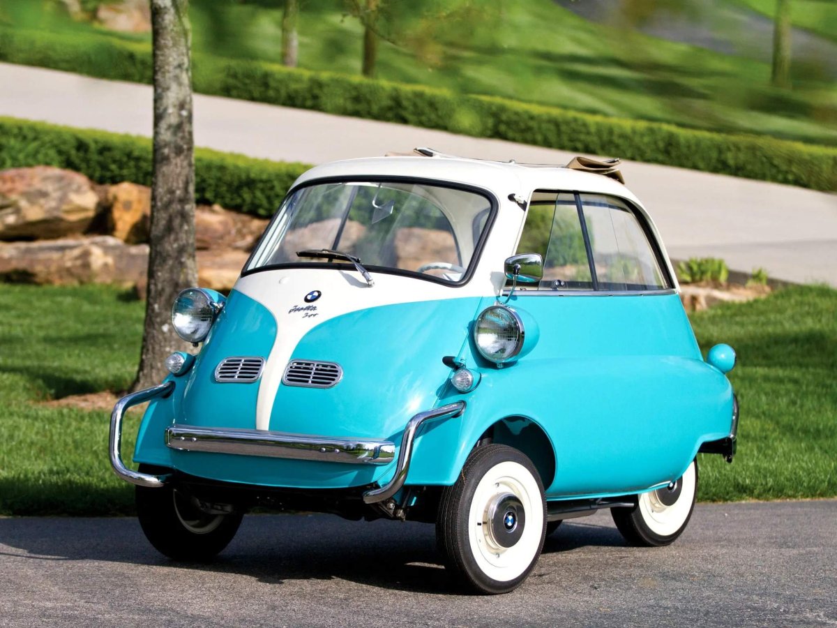 Автомобиль BMW Isetta 300