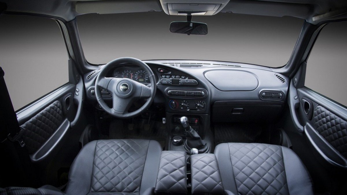 Chevrolet Niva 2009 салон