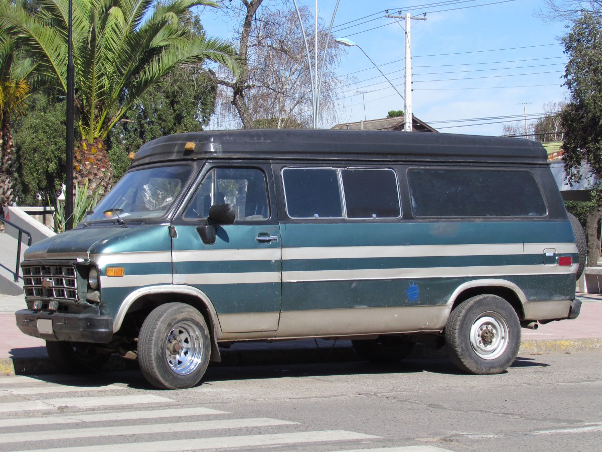 Chevrolet chevy van 10