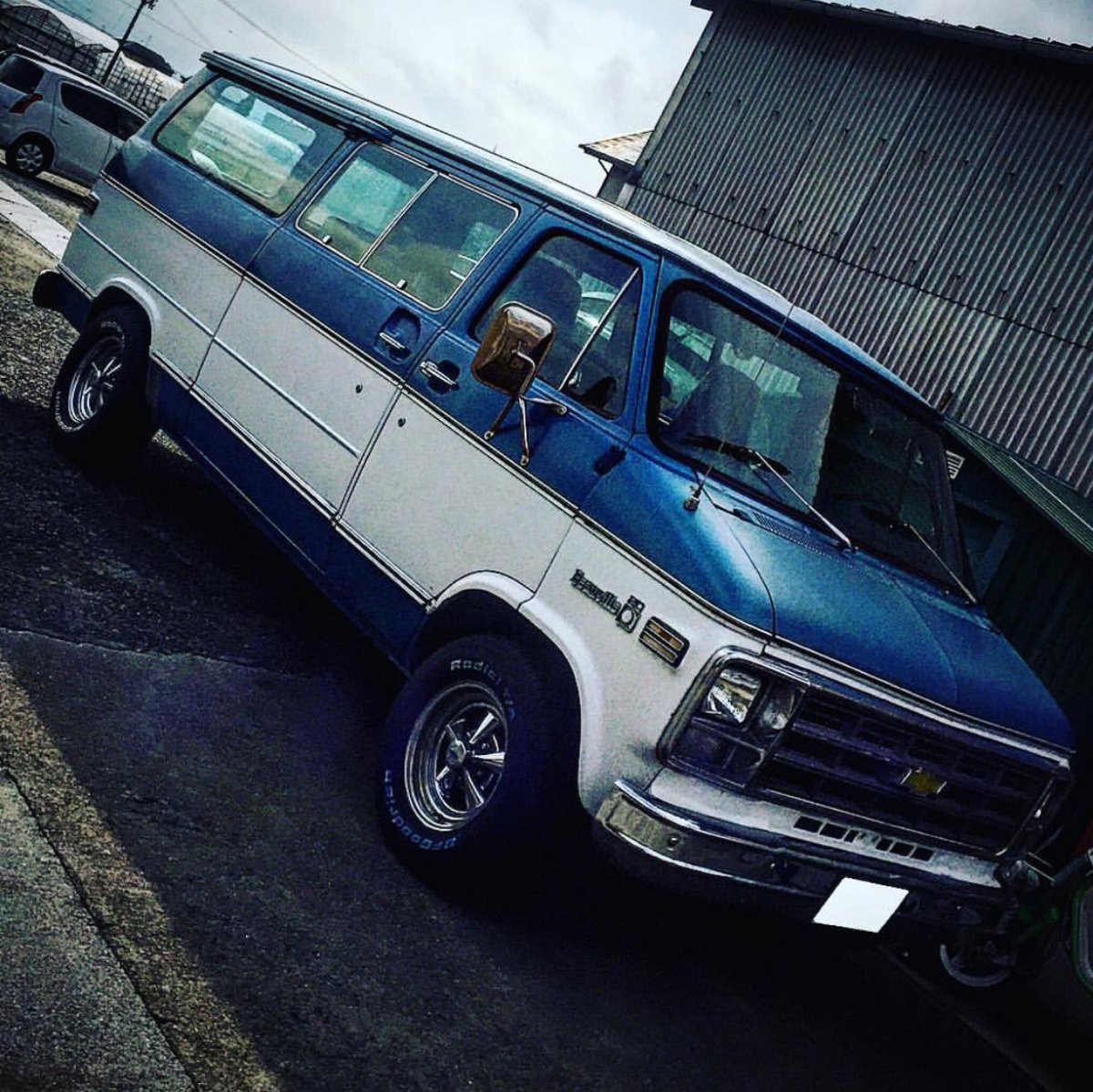 Chevrolet chevy van 1989