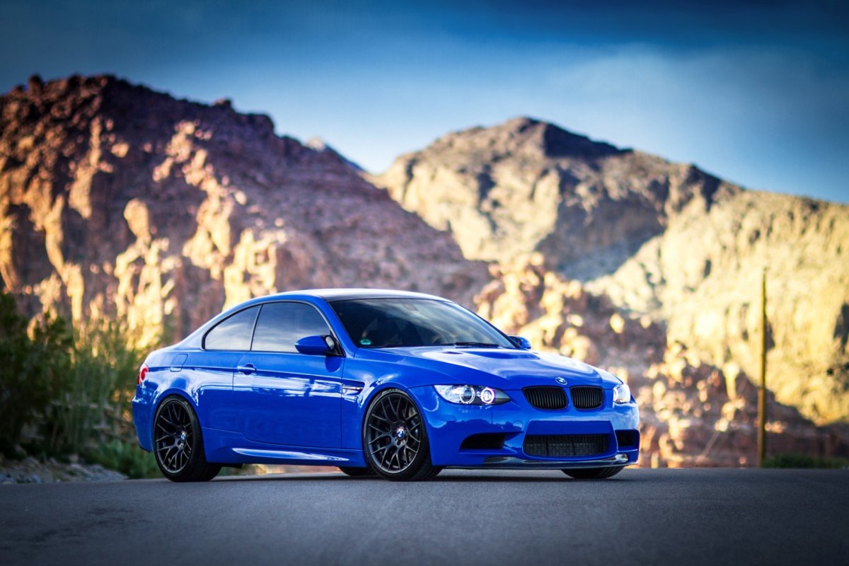 BMW e92 синяя