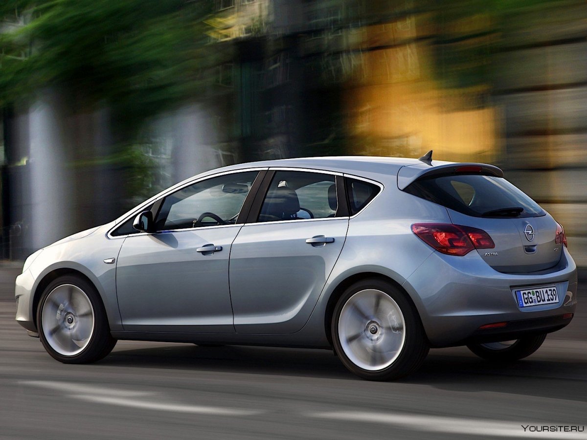 Opel Astra 2015 хэтчбек