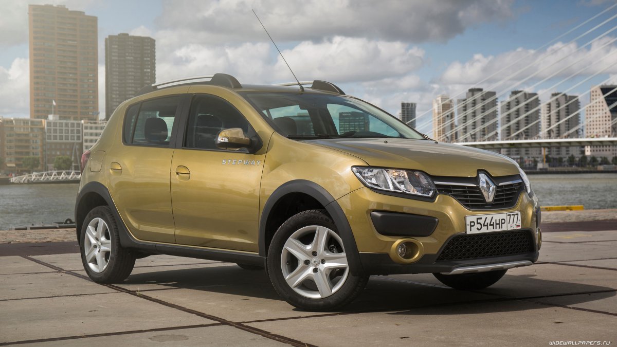 Машина Reno Sandero Stepway