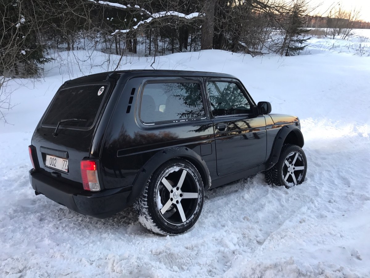 Нива Урбан r21