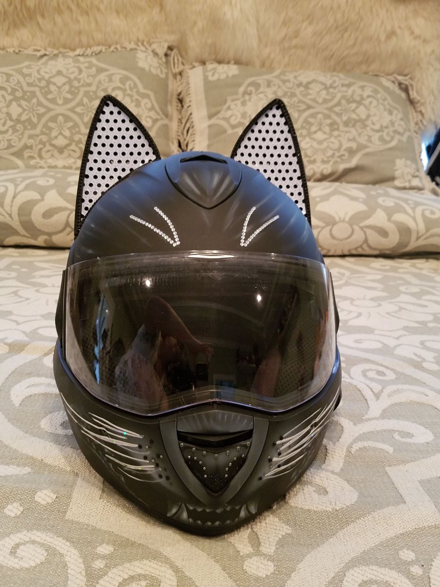 Shark Helmets бренд