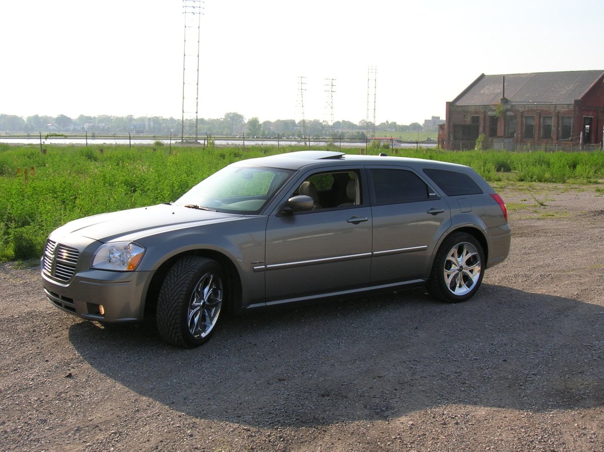 Dodge Magnum 2006