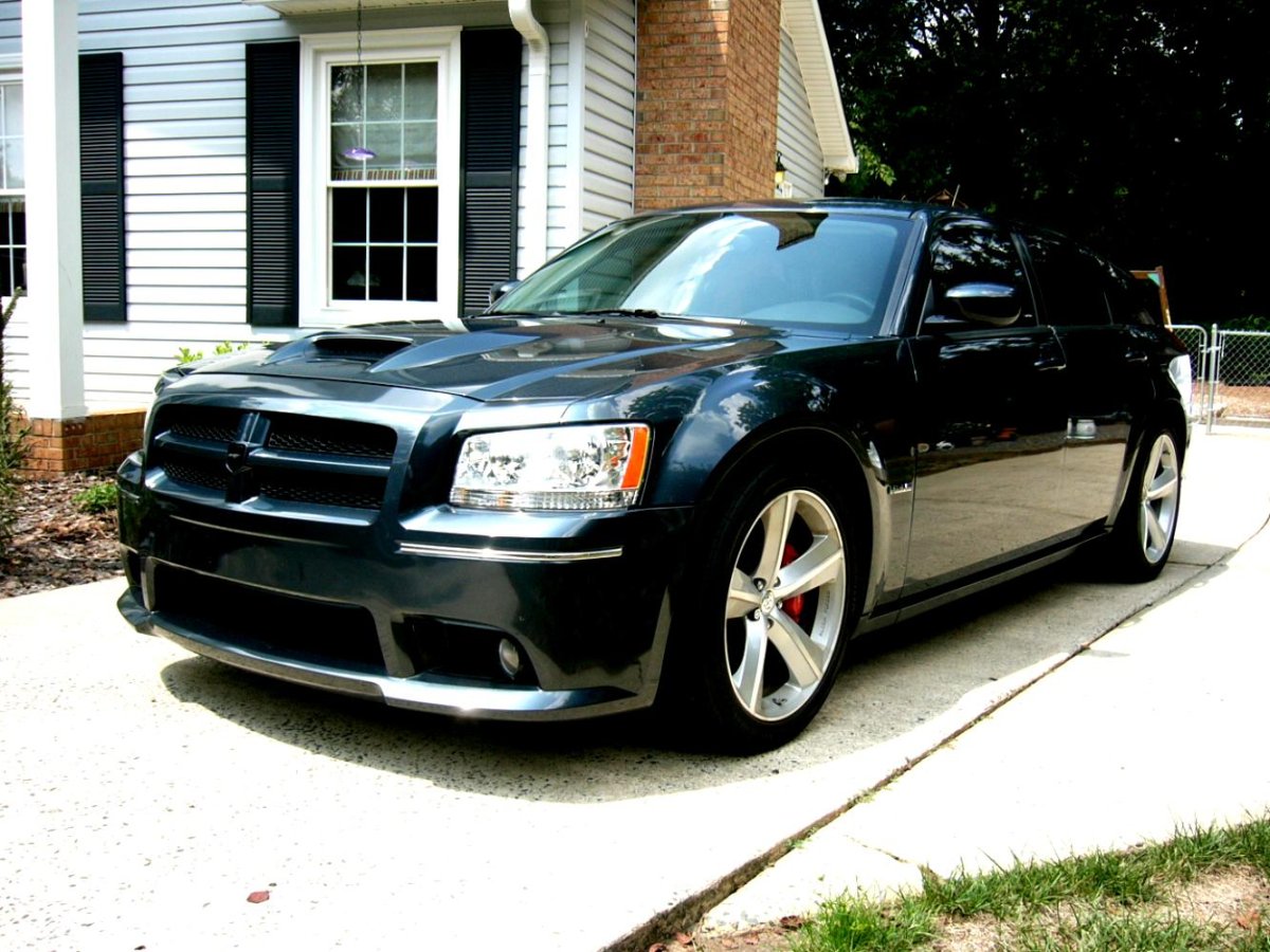 Dodge Magnum srt8