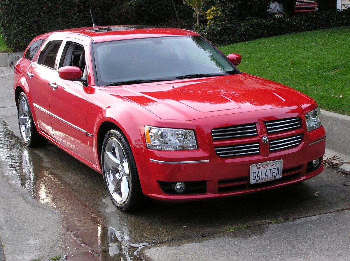 Dodge Magnum 2010