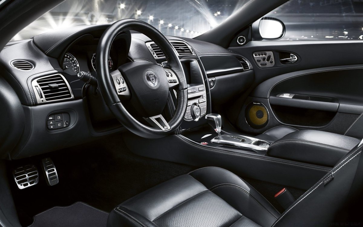 Jaguar XK 2012 Interior