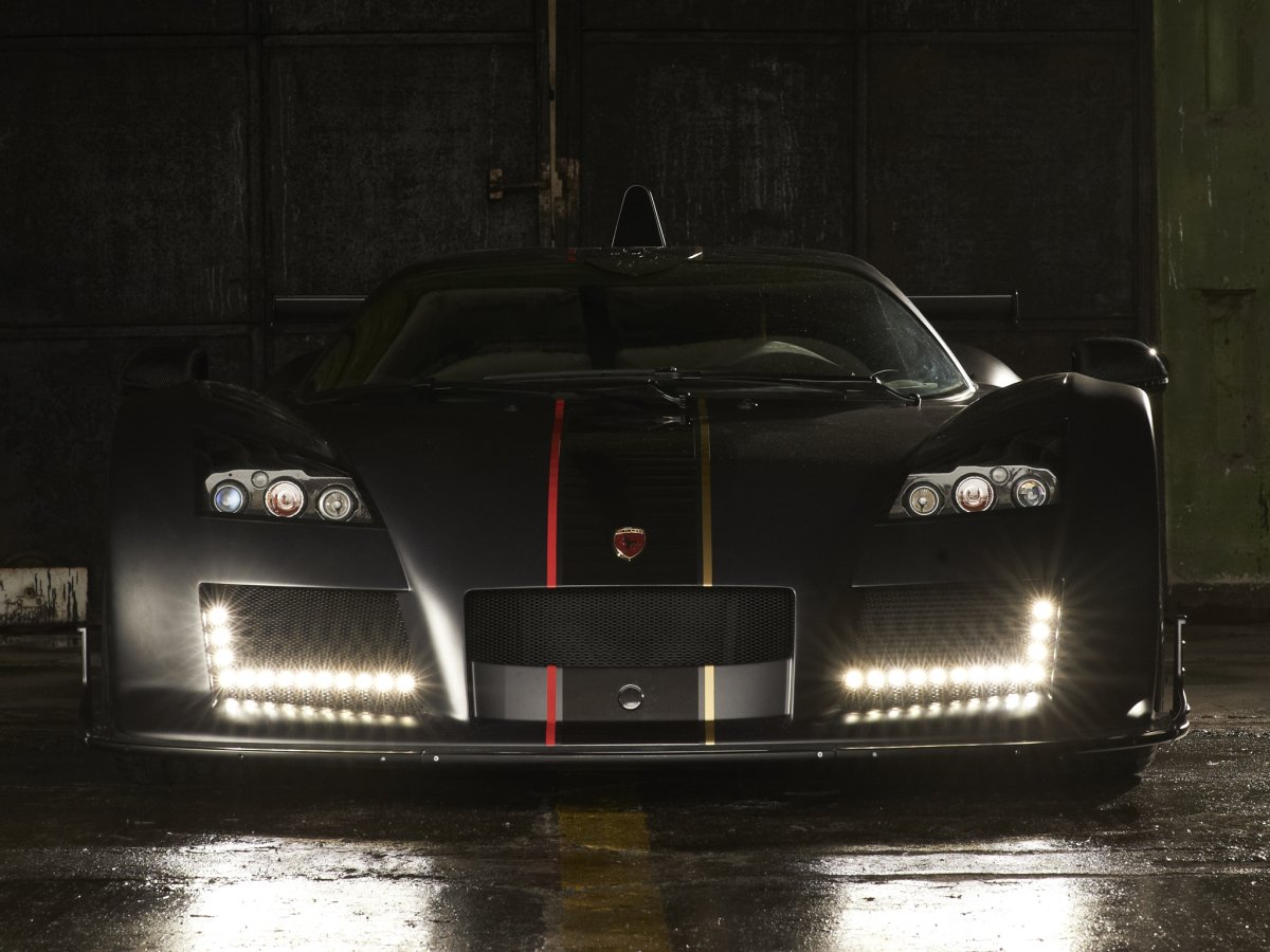Gumpert Apollo enraged