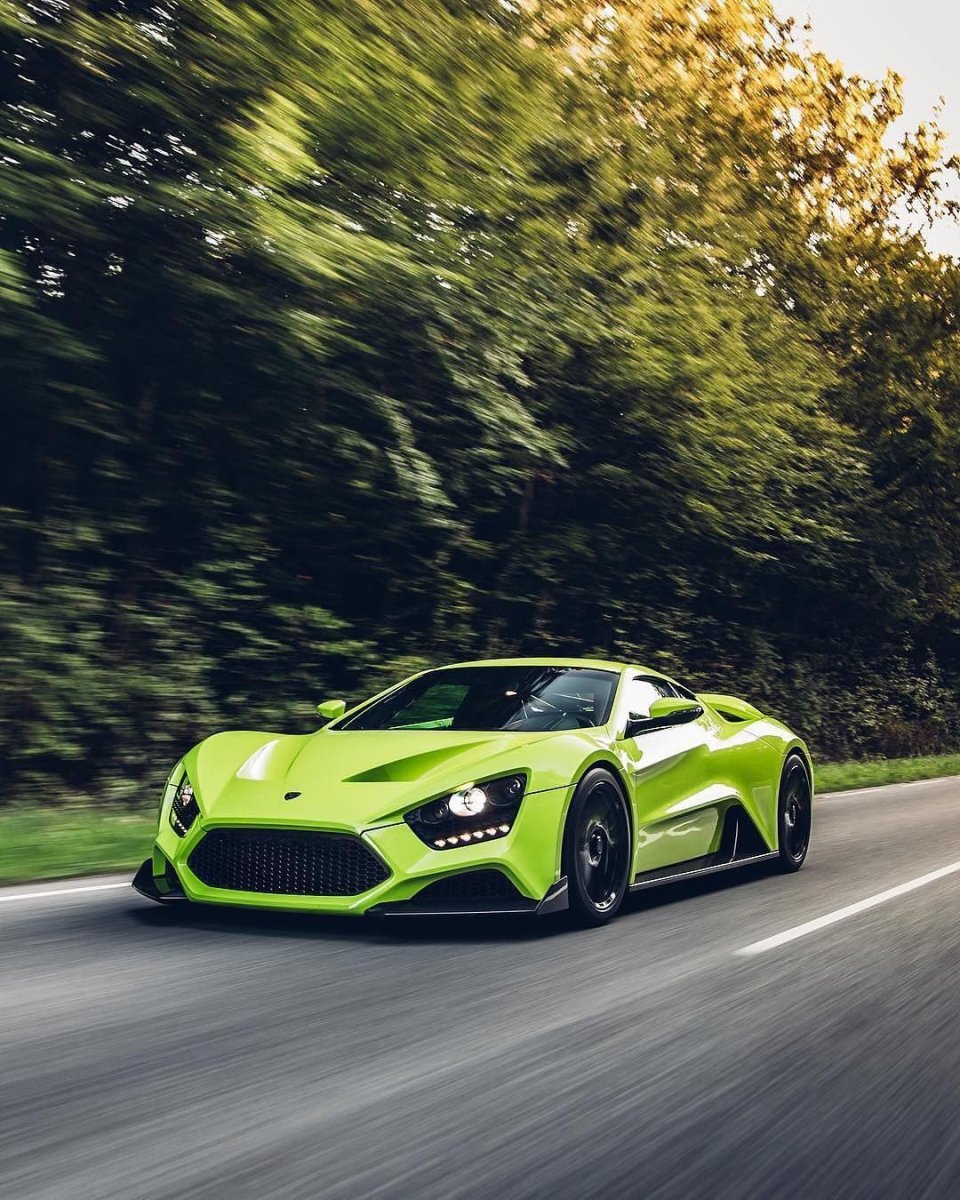 Zenvo st1