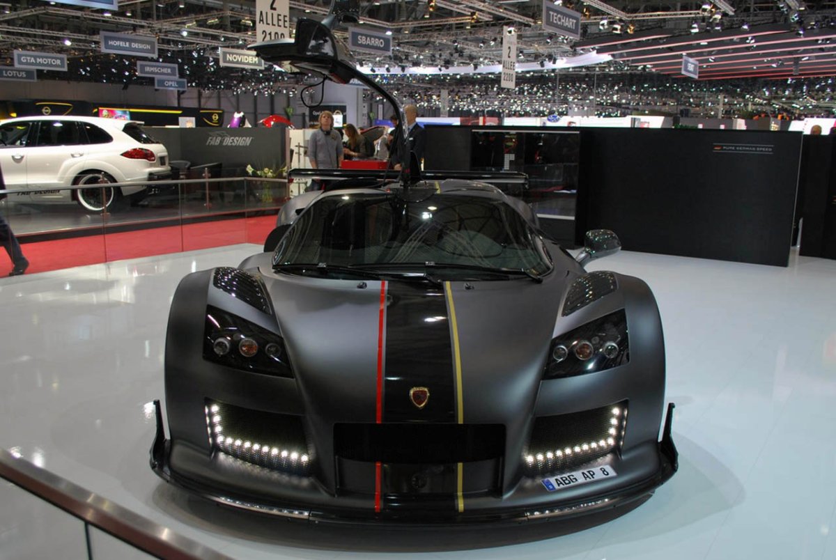 Gumpert Apollo r